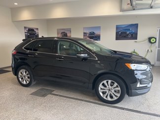 Used 2024 Ford Edge Titanium image 1