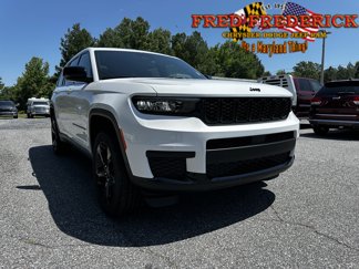New 2025 Jeep Grand Cherokee L Altitude image 1