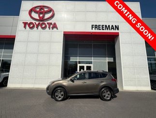 Used 2015 Toyota RAV4 XLE image 1