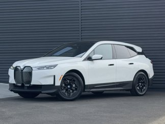 Used 2023 BMW iX xDrive50 w/ Premium Package image 1
