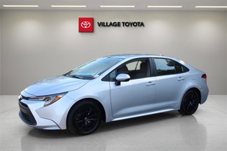 Certified 2025 Toyota Corolla LE image 1
