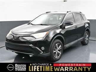 Used 2017 Toyota RAV4 XLE image 1
