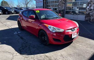 Used 2013 Hyundai Veloster image 1