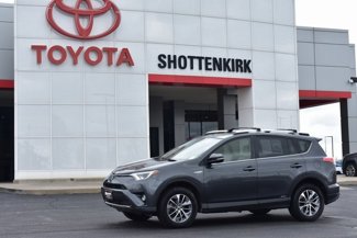 Used 2016 Toyota RAV4 XLE image 1