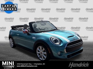 Used 2019 MINI Cooper S w/ Driver Assistance Package image 1
