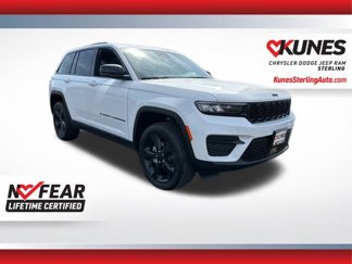 New 2025 Jeep Grand Cherokee Altitude image 1