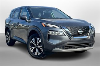 Used 2023 Nissan Rogue SV image 1