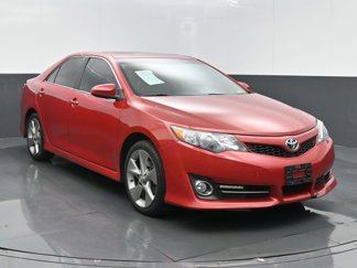 Used 2013 Toyota Camry SE image 1