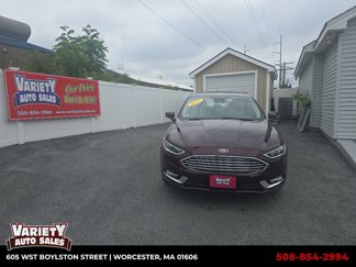 Used 2017 Ford Fusion SE w/ Fusion SE Technology Package image 1