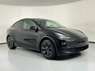 Used 2024 Tesla Model Y Long Range image 1