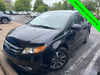 Used 2016 Honda Odyssey Touring image 1