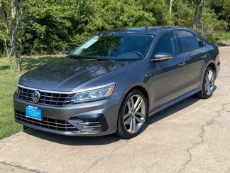 Used 2018 Volkswagen Passat 2.0T R-Line w/ R-Line Lighting Package image 1