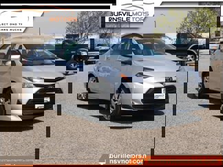 Used 2017 Toyota Corolla LE image 1