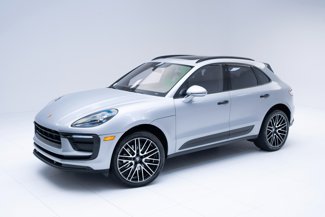 Certified 2022 Porsche Macan image 1