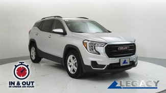 Used 2022 GMC Terrain SLE w/ Driver Convenience Package image 1