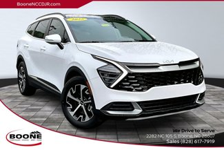 Used 2025 Kia Sportage EX w/ Premium Package image 1