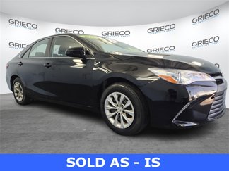 Used 2017 Toyota Camry LE image 1