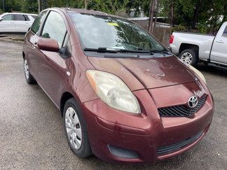 Used 2009 Toyota Yaris 2-Door Hatchback image 1