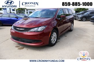 Used 2023 Chrysler Voyager LX image 1