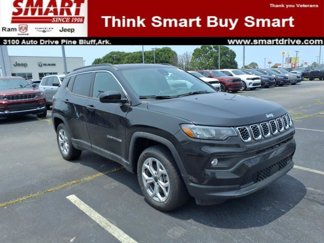 New 2025 Jeep Compass Latitude image 1