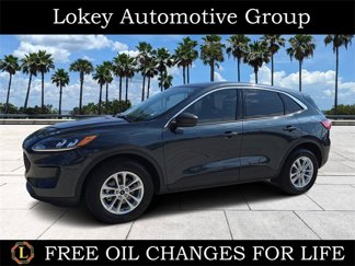 Used 2022 Ford Escape SE image 1