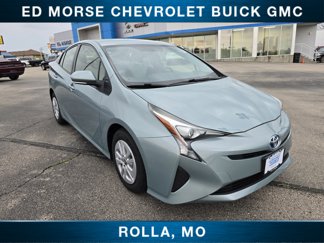 Used 2016 Toyota Prius Two image 1