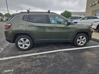 Used 2021 Jeep Compass Latitude w/ Convenience Group image 1