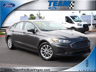 Certified 2020 Ford Fusion SE image 1