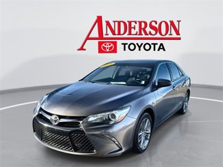 Used 2015 Toyota Camry SE image 1