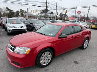 Used 2013 Dodge Avenger SE image 1