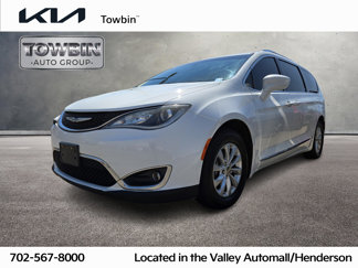Used 2018 Chrysler Pacifica Touring-L image 1