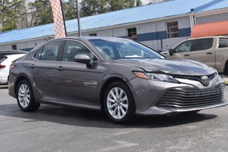 Used 2018 Toyota Camry LE image 1