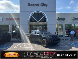 Used 2019 Nissan Frontier SV image 1