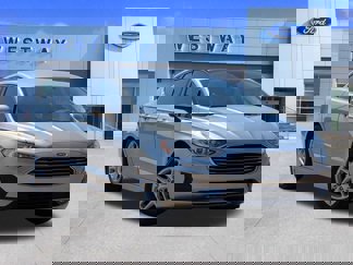 Used 2020 Ford Fusion SE image 1