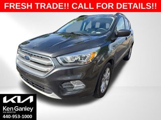 Used 2017 Ford Escape SE w/ Equipment Group 201A image 1