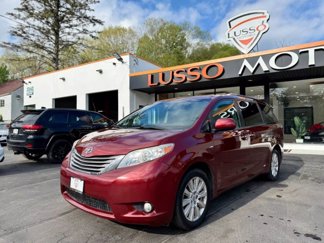 Used 2017 Toyota Sienna XLE Premium image 1