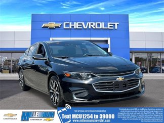 Used 2018 Chevrolet Malibu LT w/ Leather Package image 1