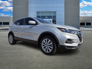 Certified 2022 Nissan Rogue Sport S image 1