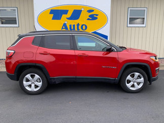 Used 2018 Jeep Compass Latitude image 1