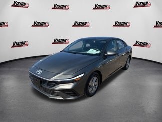 Certified 2025 Hyundai Elantra SE image 1