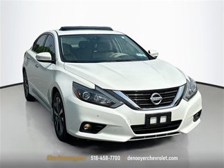 Used 2016 Nissan Altima 3.5 SL w/ 3.5 Technology Package image 1