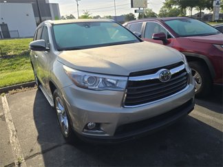 Used 2014 Toyota Highlander Limited image 1