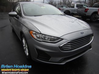 Used 2020 Ford Fusion SE image 1