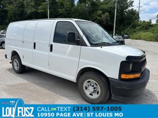 Used 2017 Chevrolet Express 2500 image 1