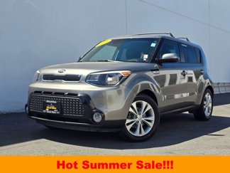 Used 2016 Kia Soul + image 1