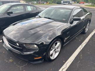 Used 2010 Ford Mustang GT image 1