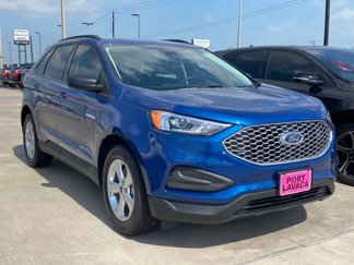 Used 2023 Ford Edge SE image 1