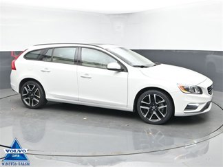 Used 2018 Volvo V60 T5 Dynamic w/ Vision Package image 1