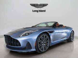 Used 2024 Aston Martin DB12 Convertible image 1
