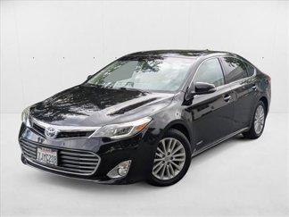 Used 2015 Toyota Avalon Limited image 1